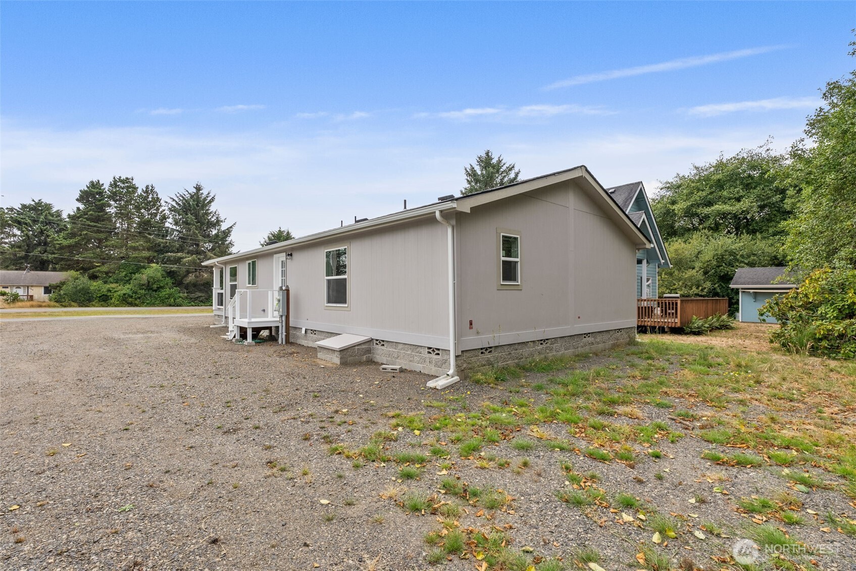 130 Pacific Boulevard Property Photo 23