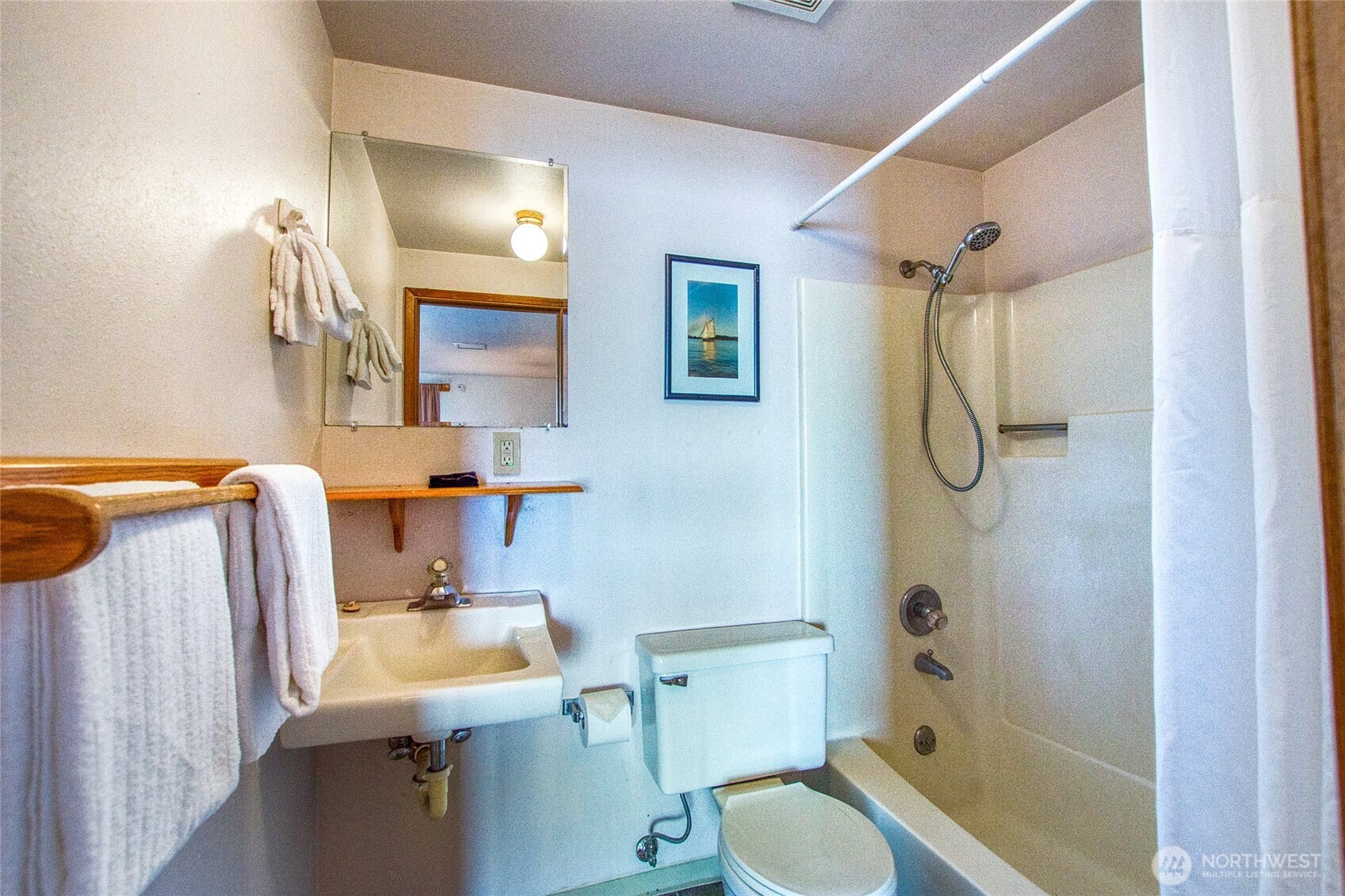 178 Fossil Bay Drive Property Photo 17