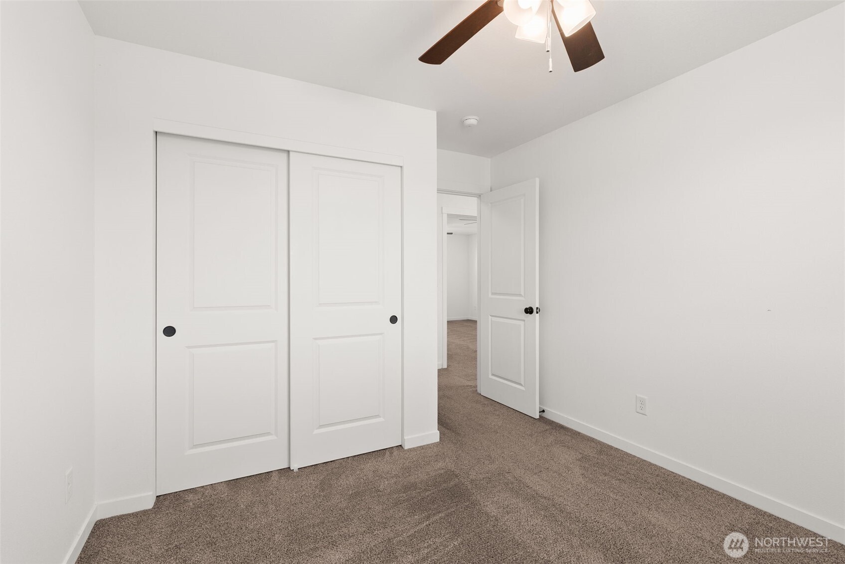405 Cardinal Avenue Property Photo 27