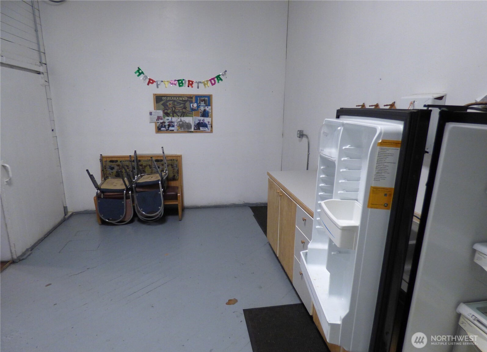96 E Pine Street Property Photo 10