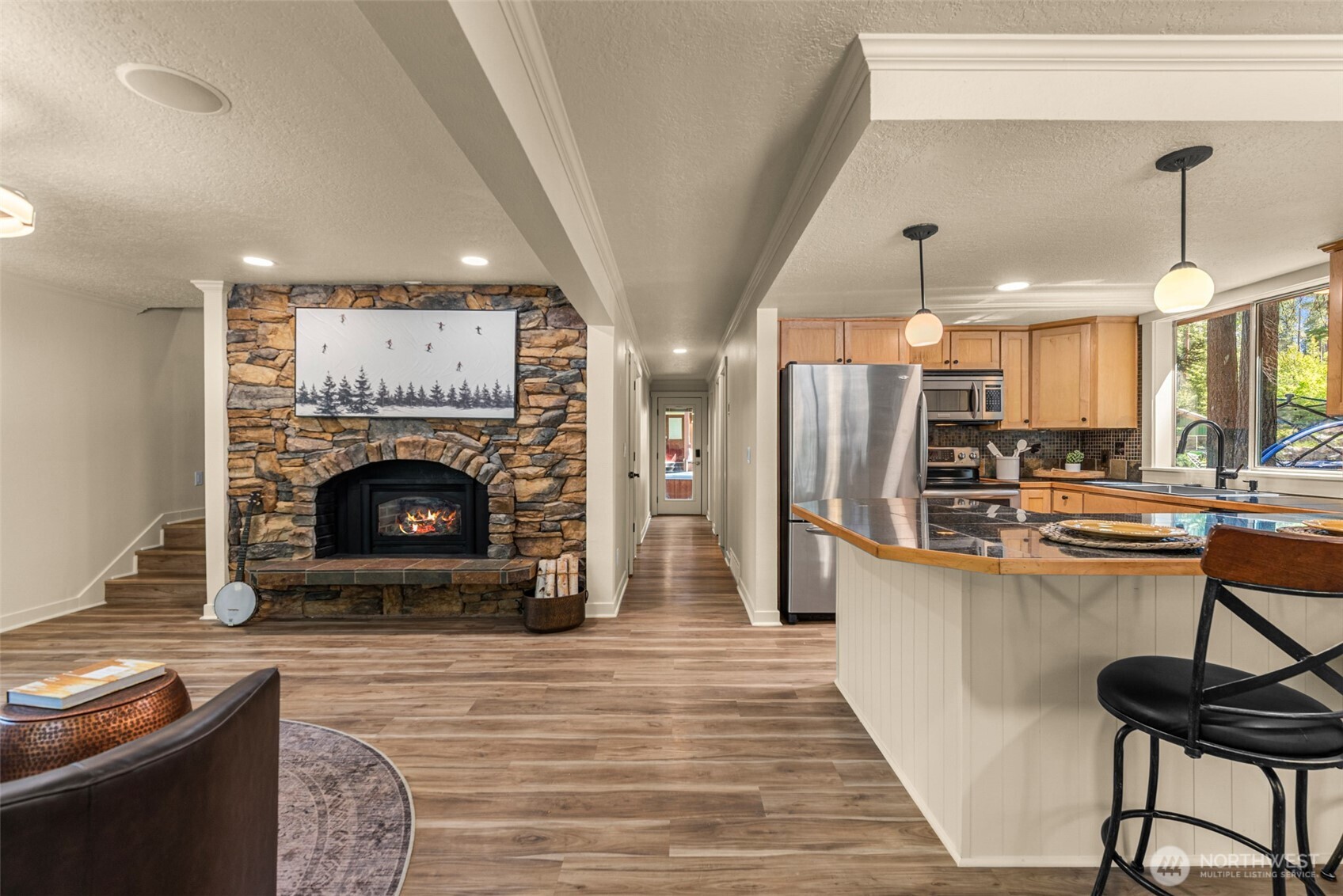 22583 Alpine Hills Road Property Photo 7