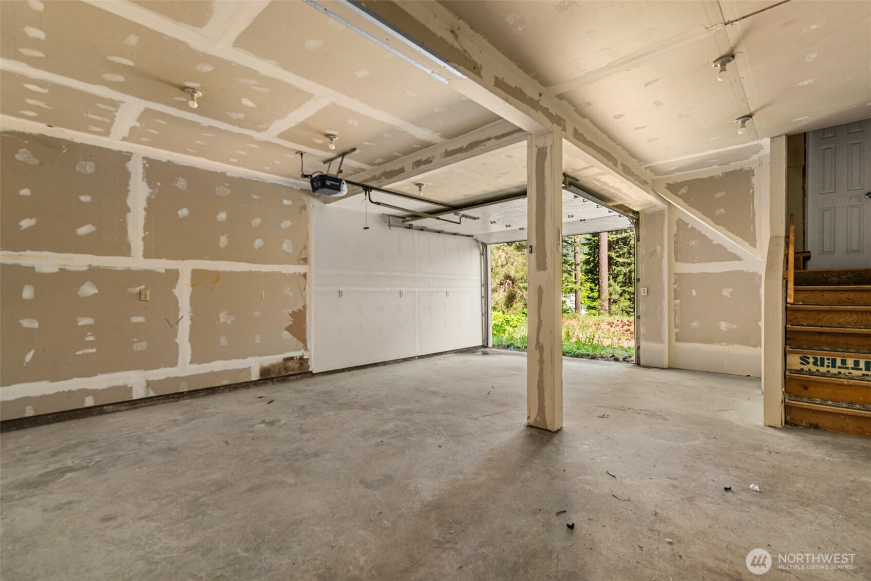 22583 Alpine Hills Road Property Photo 33