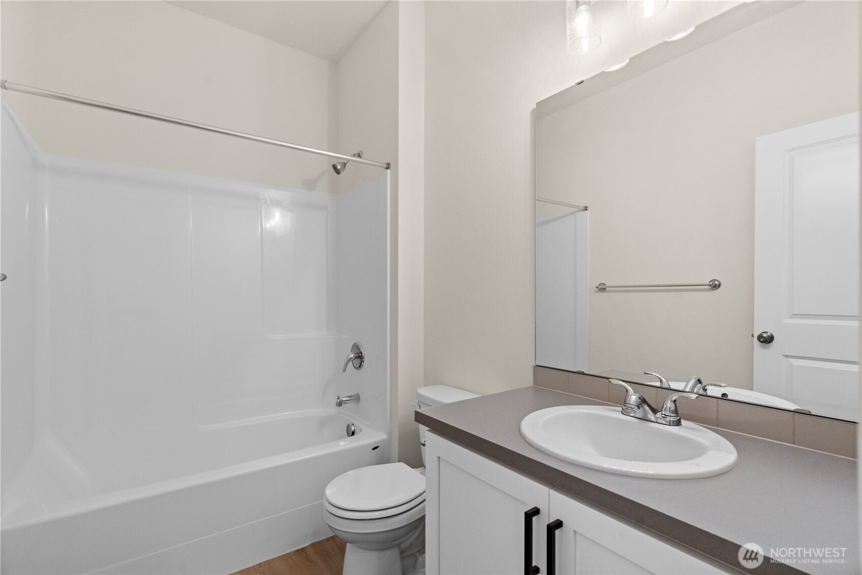 1332 60th Avenue Property Photo 15