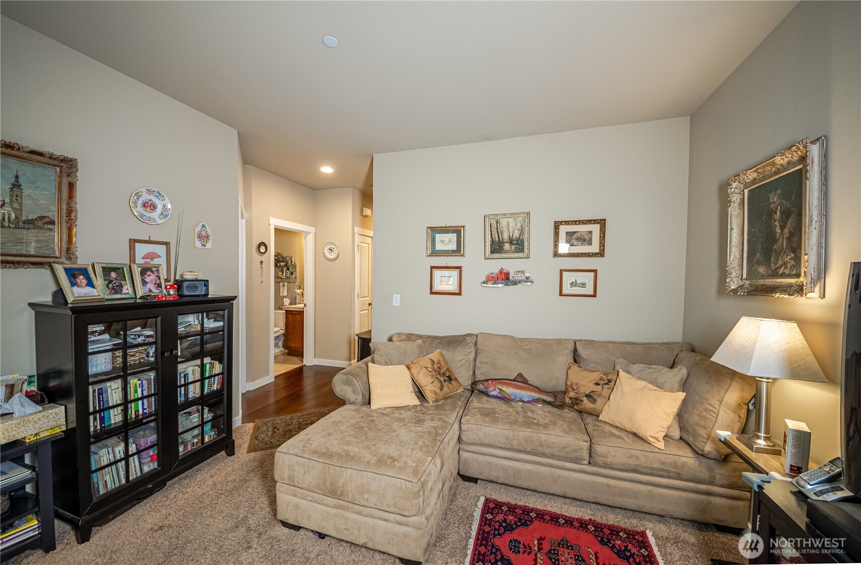 9101 Merritt Avenue Property Photo 16