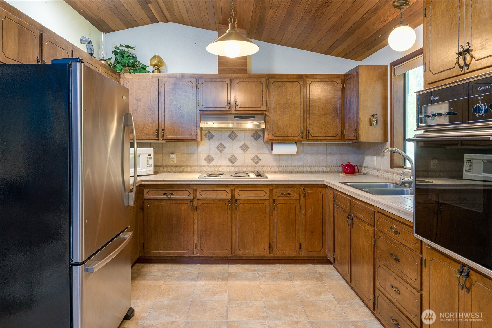 108 Towhee Lane Property Photo 13