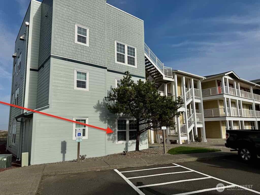1600 W Ocean Avenue 910 Property Photo 33