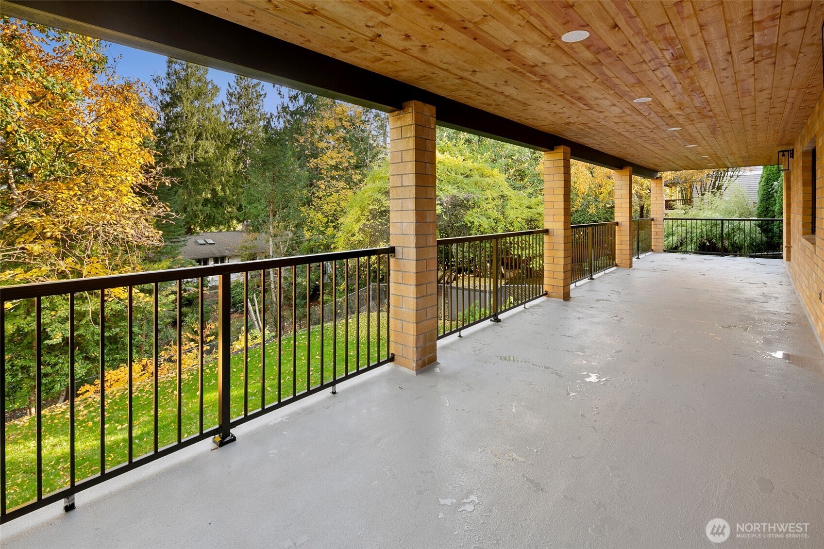 16040 36th Avenue Property Photo 35