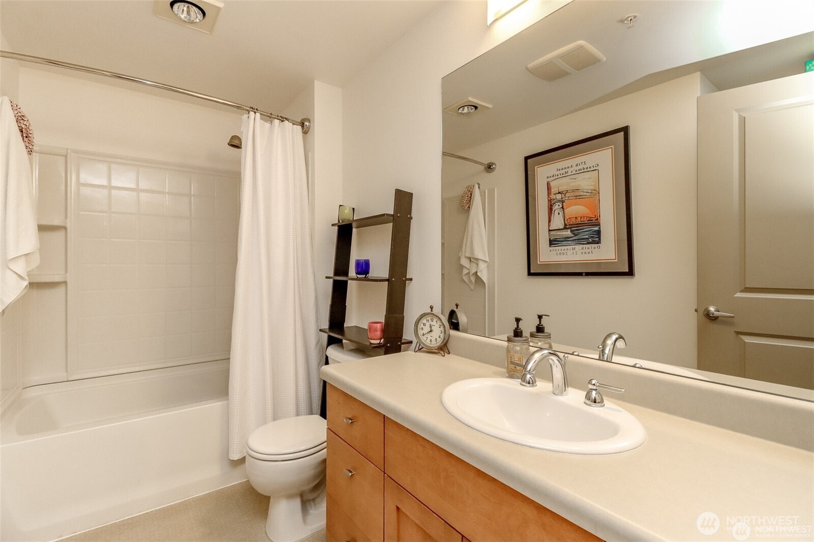 1840 25th Avenue 204 Property Photo 16
