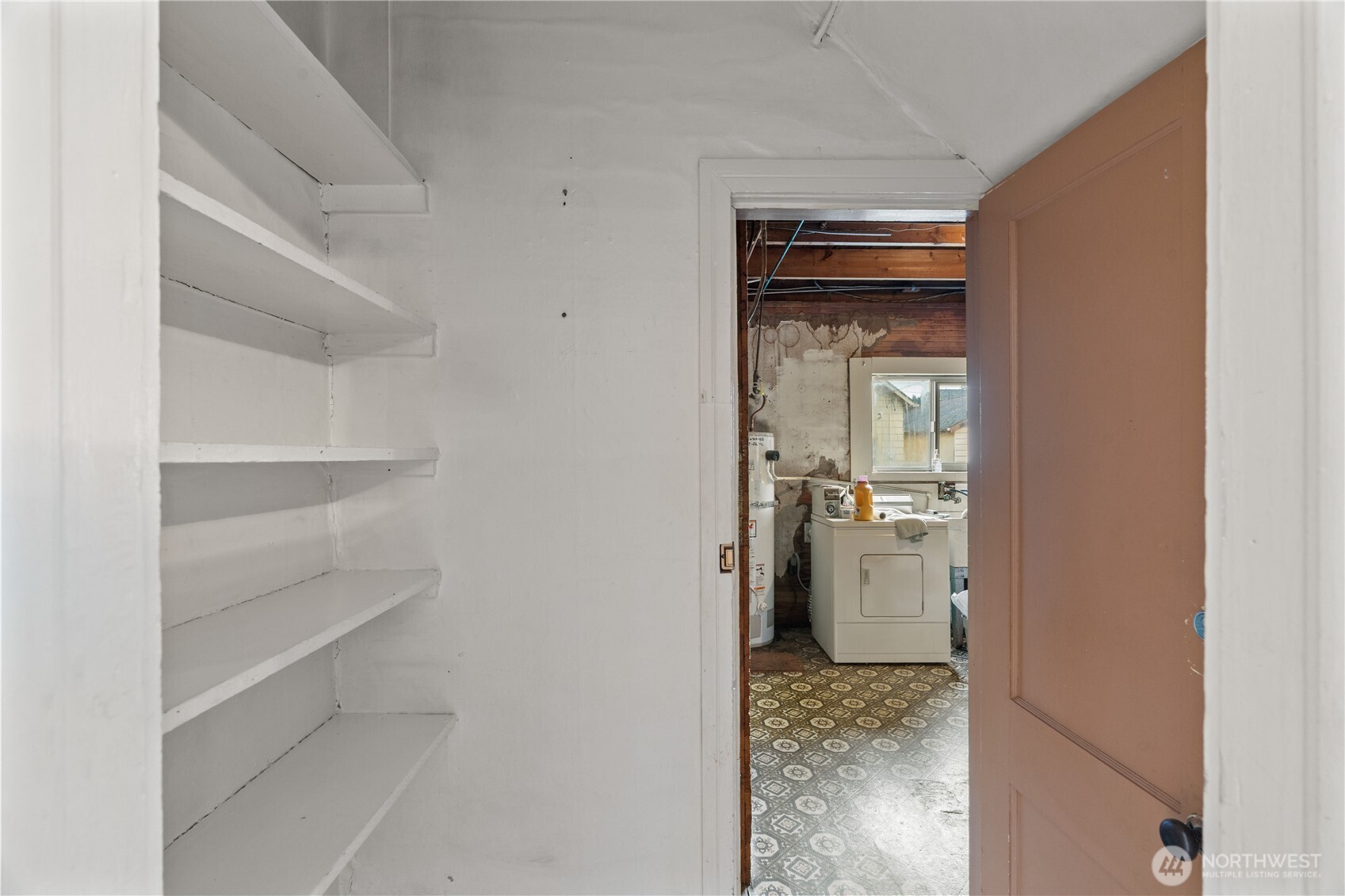 324 N F Street Property Photo 17