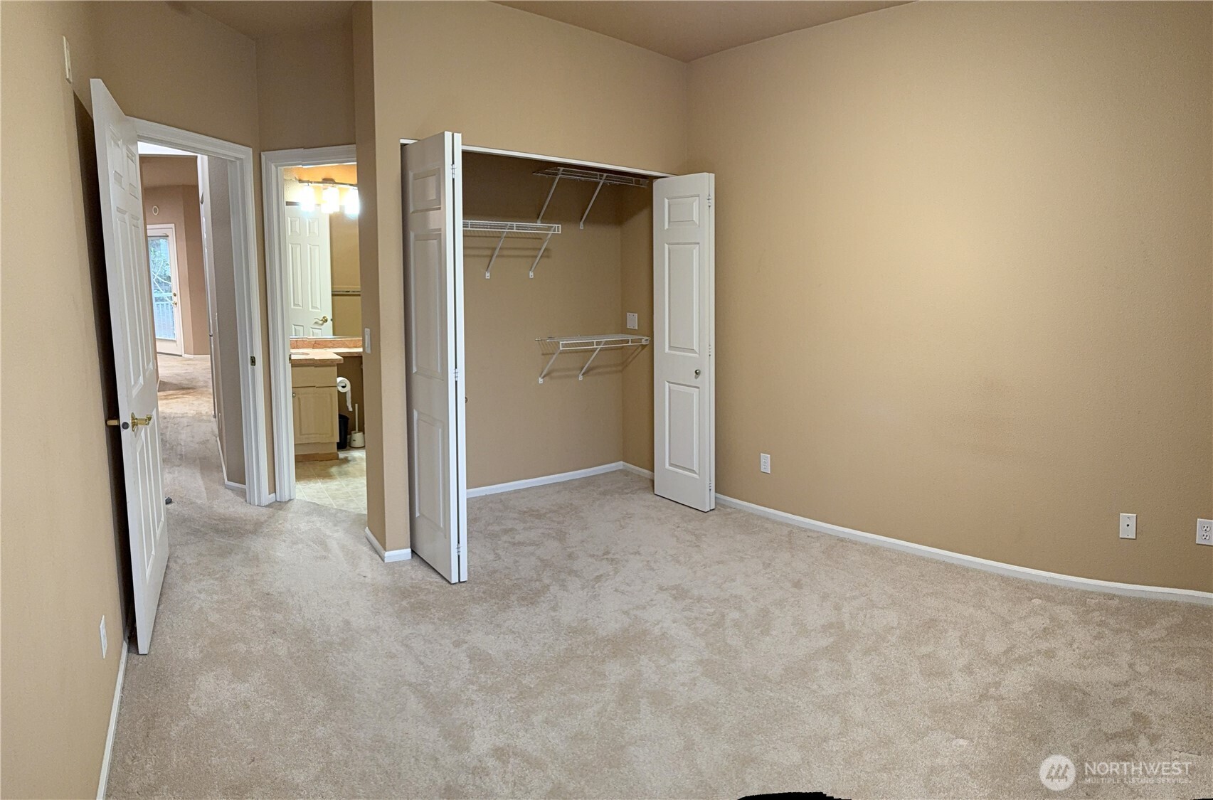 13000 Admiralty Way B201 Property Photo 10