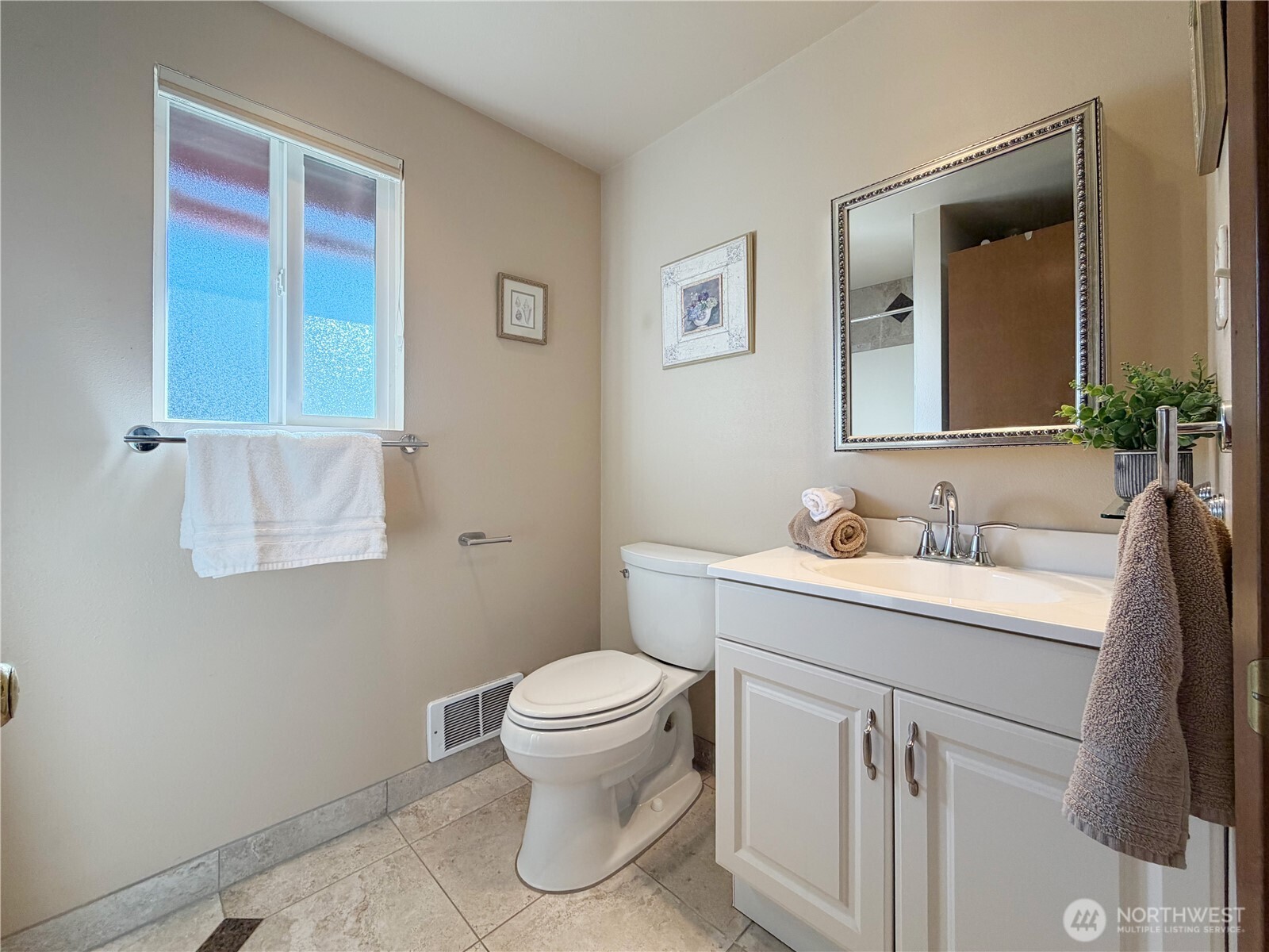 46 G Mukilteo Way Property Photo 19