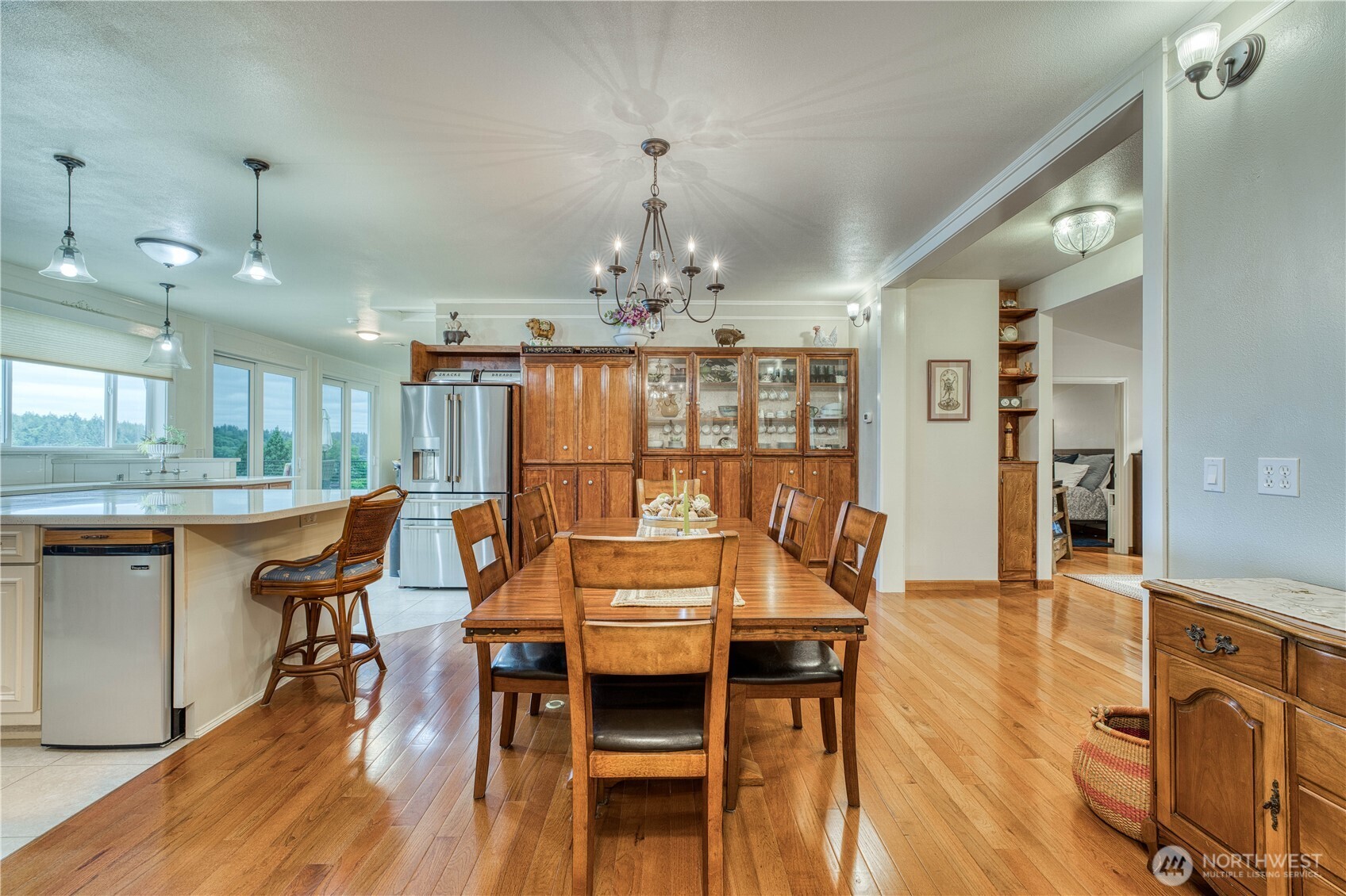 481 E Leeds Property Photo 21