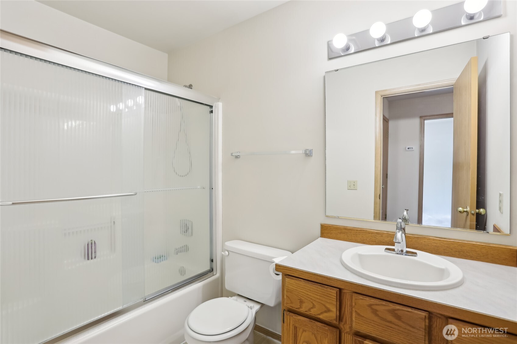12515 Ne 107th Place Property Photo 14