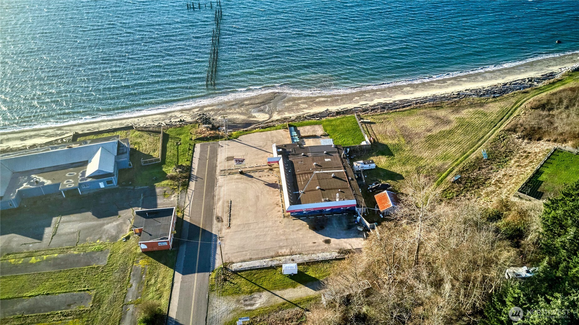 1334 Gulf Road Property Photo 6