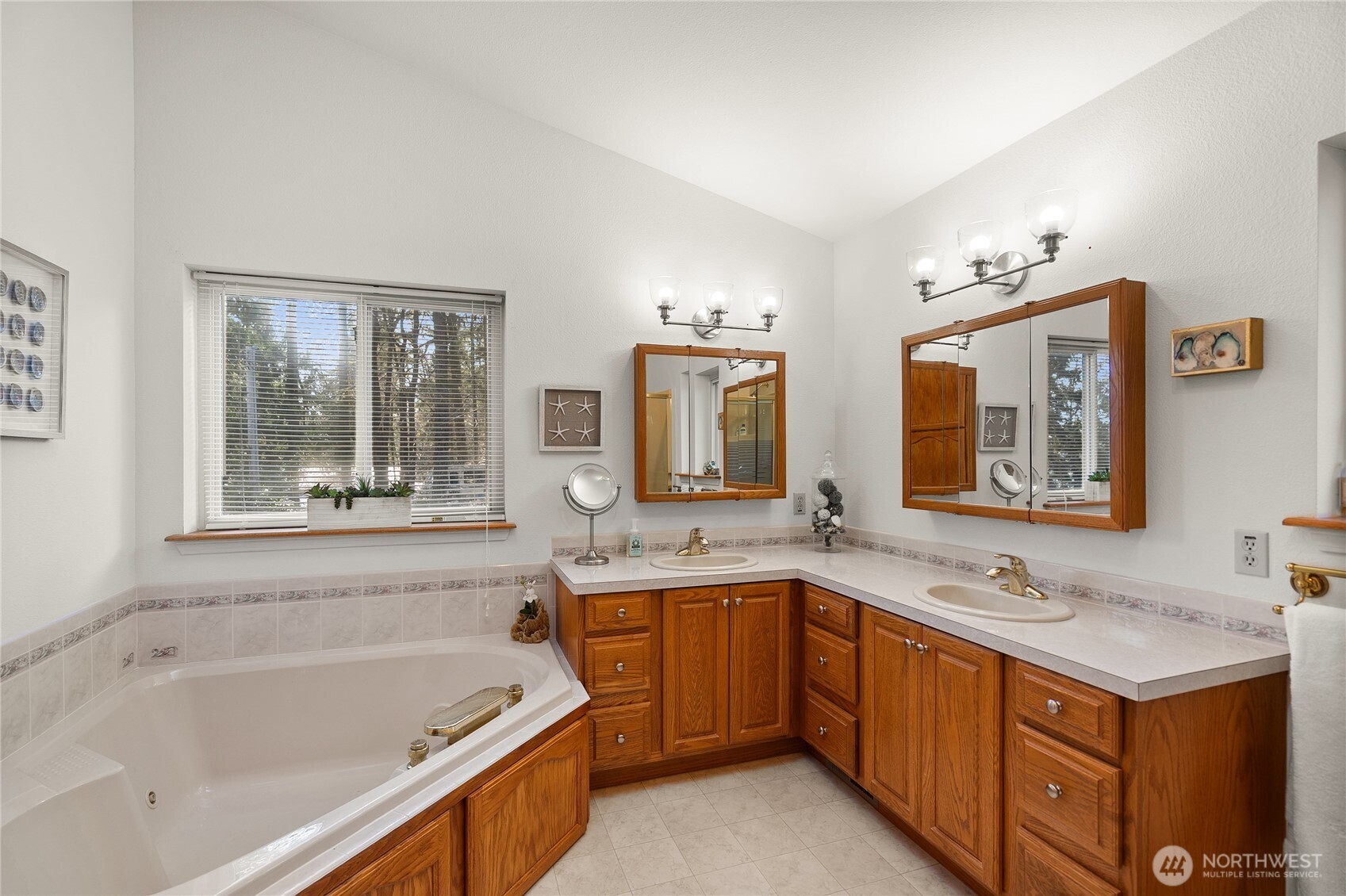 91 E Franjo Beach Drive Property Photo 13