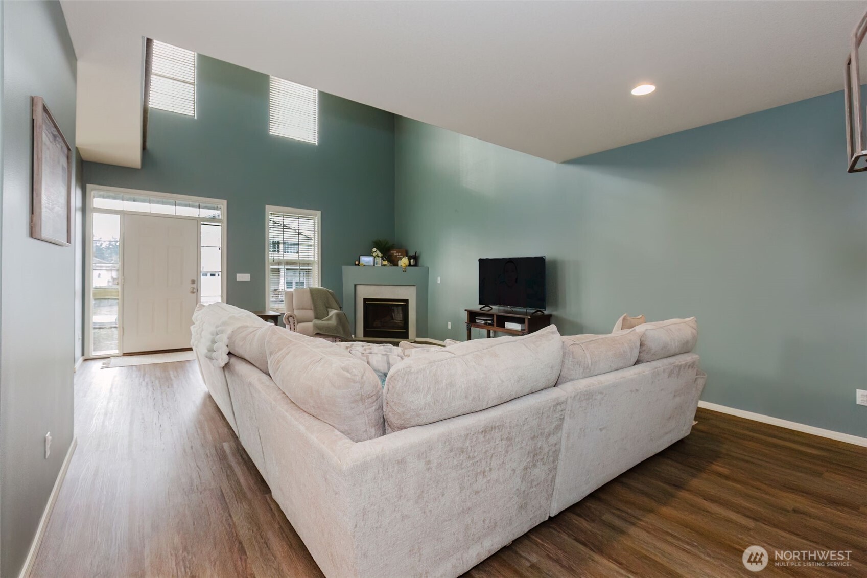 8324 Sweetbrier Loop Property Photo 7