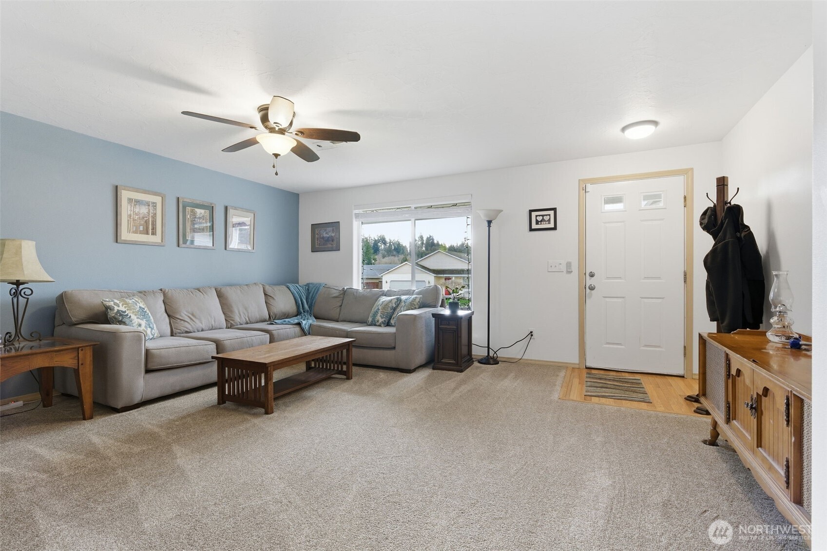2533 Kristine Court Property Photo 4