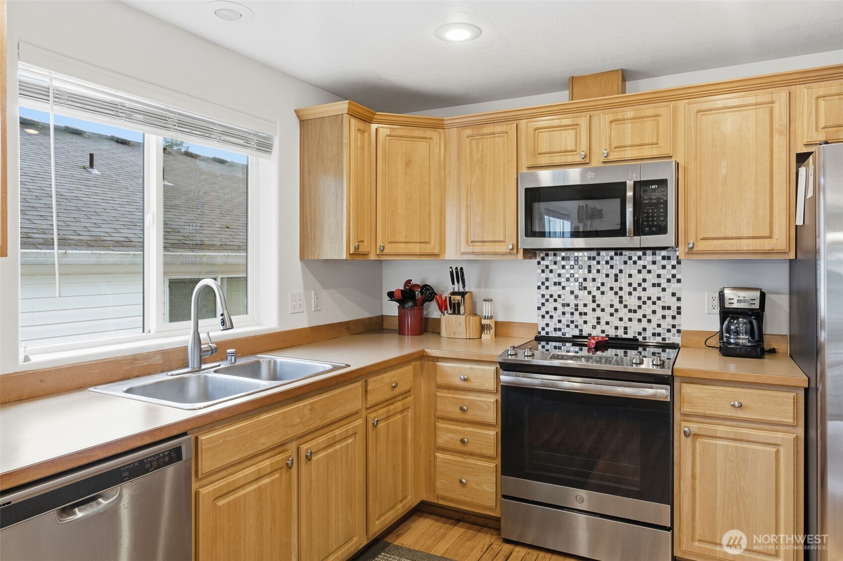 2533 Kristine Court Property Photo 10