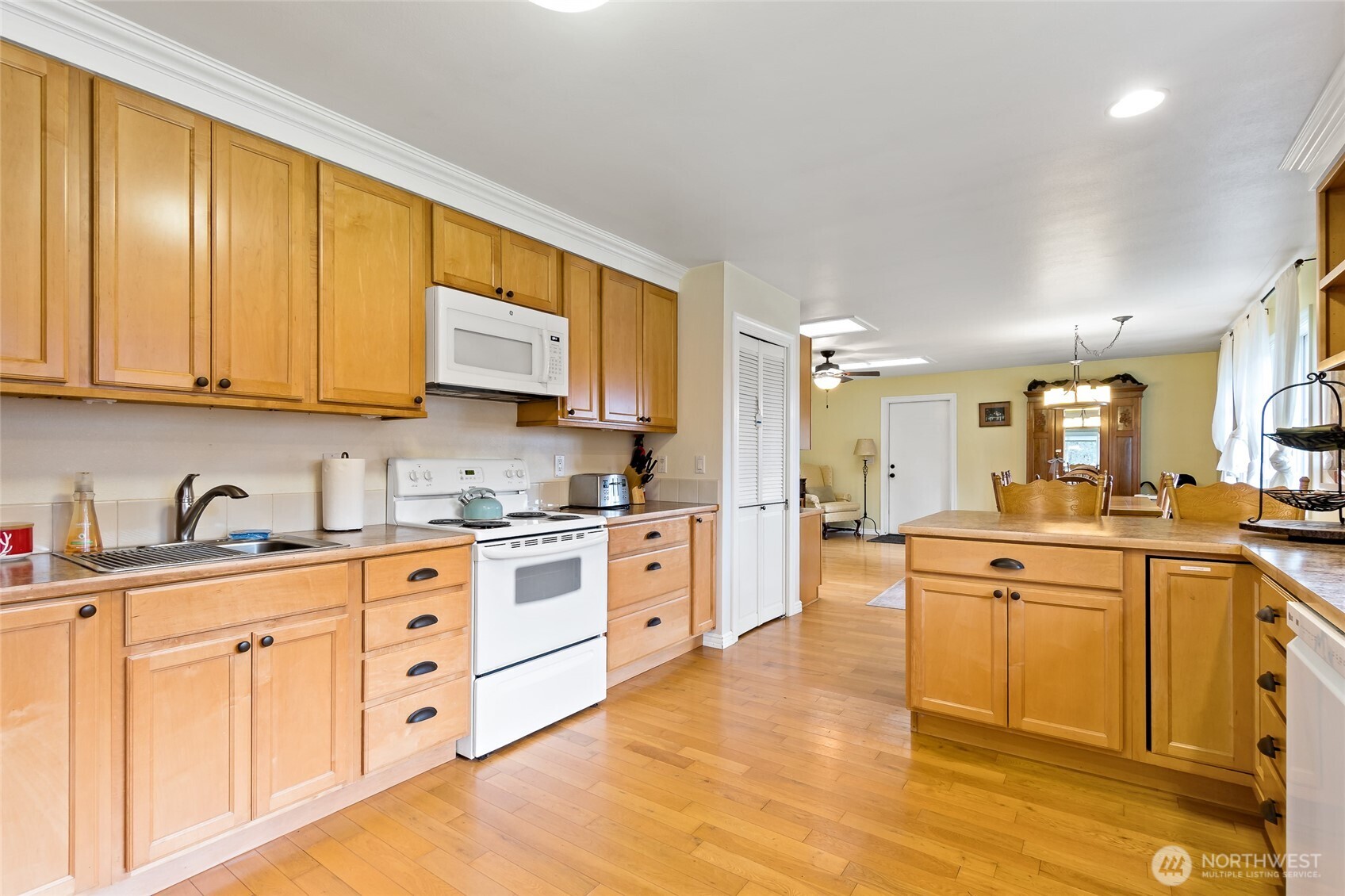 70 N Harrison Avenue Property Photo 21