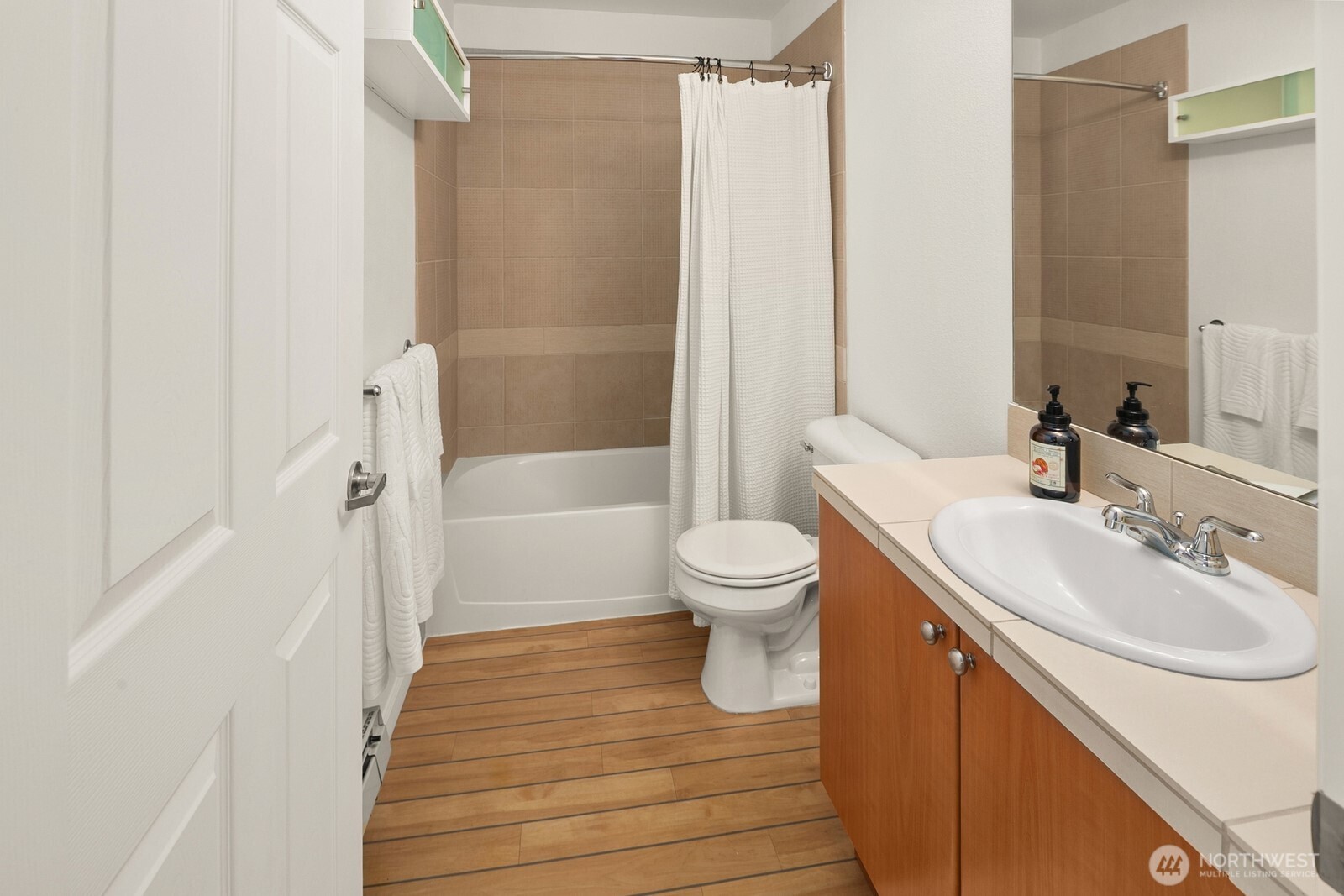 621 5 Avenue 301 Property Photo 16
