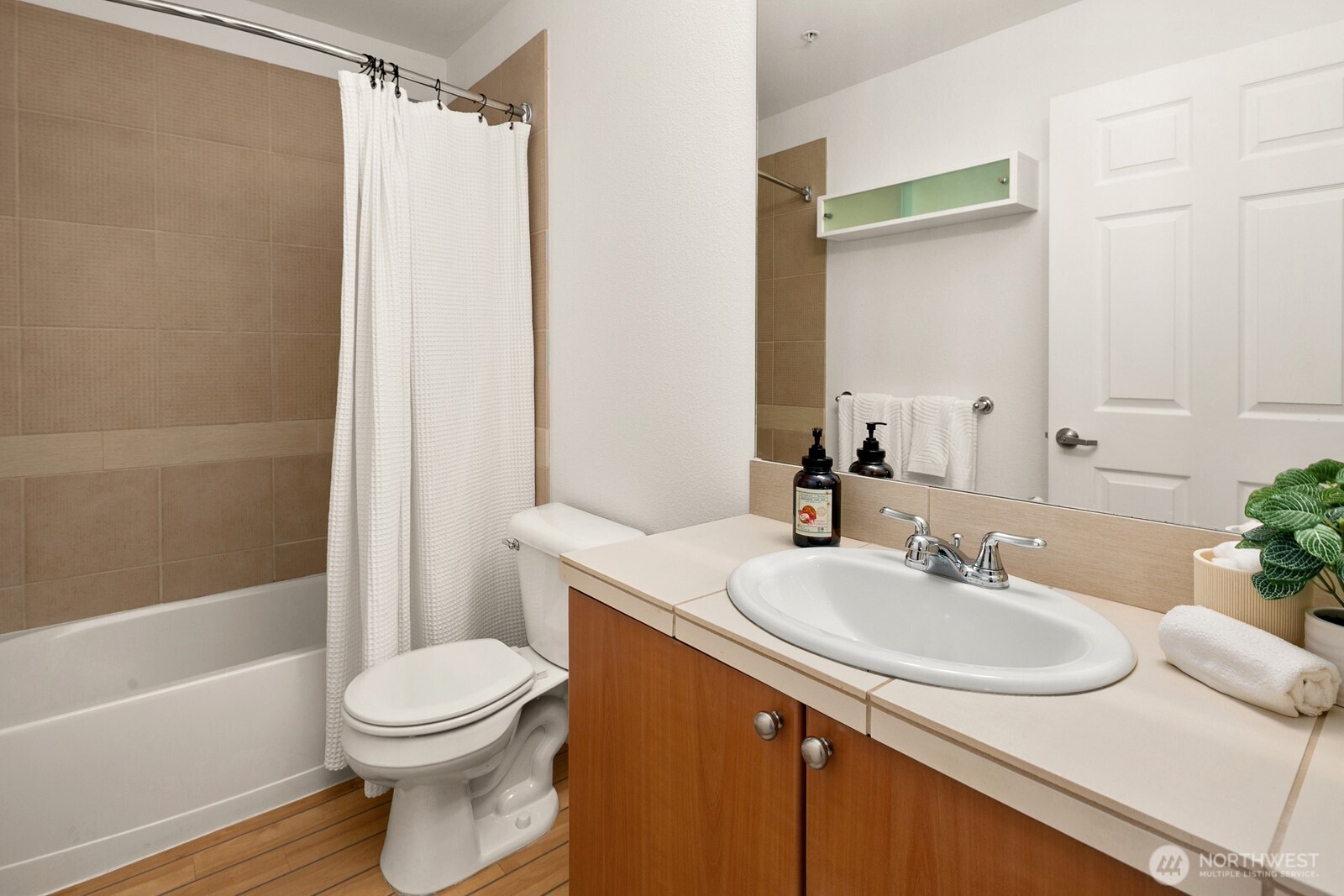 621 5 Avenue 301 Property Photo 17