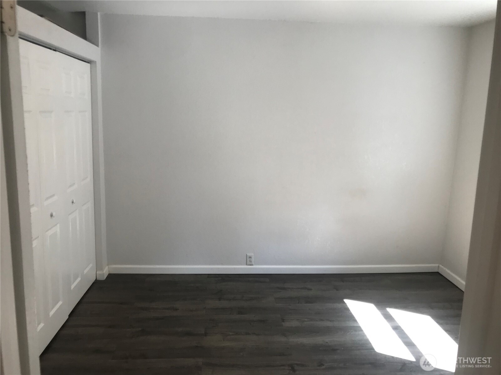 2515 Oakes Ave Property Photo 5