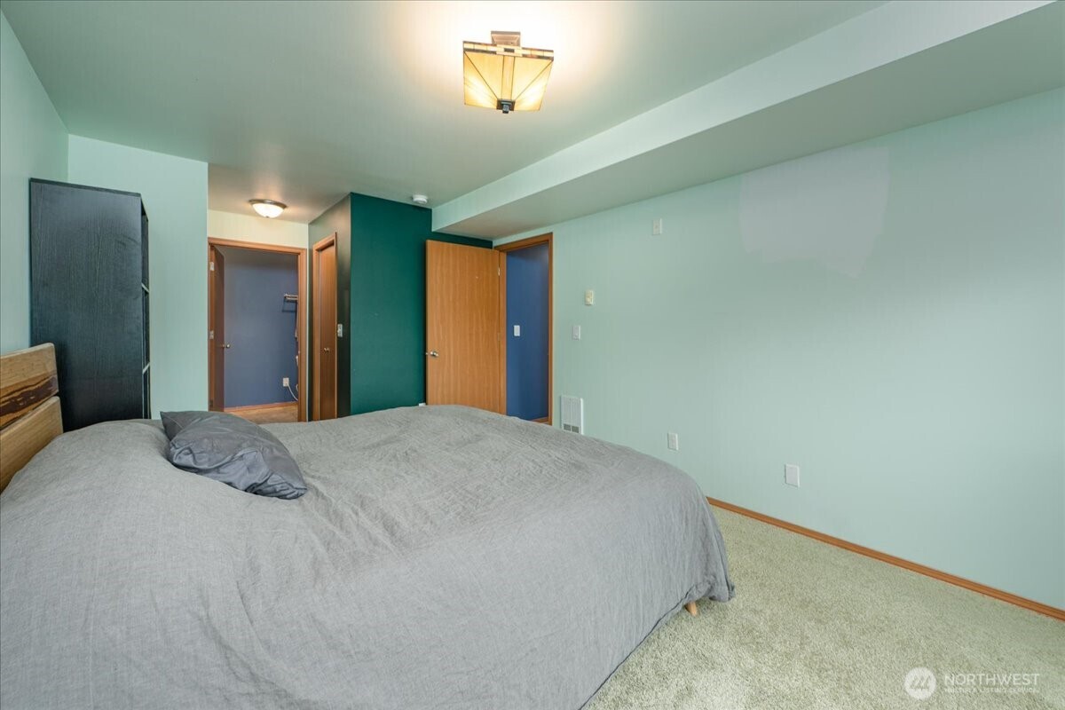 11532 15th Avenue 301 Property Photo 14