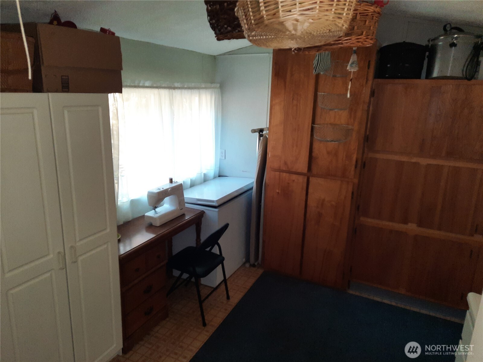 9306 Dandy Place Property Photo 5