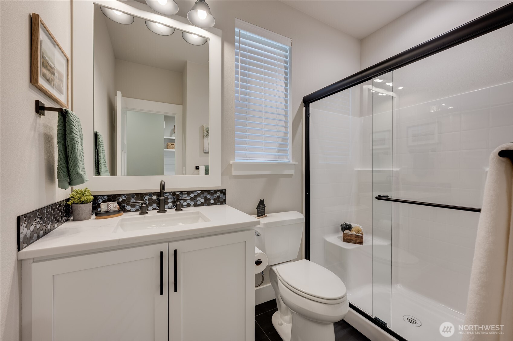 217 156th Place Mg 09 Property Photo 6