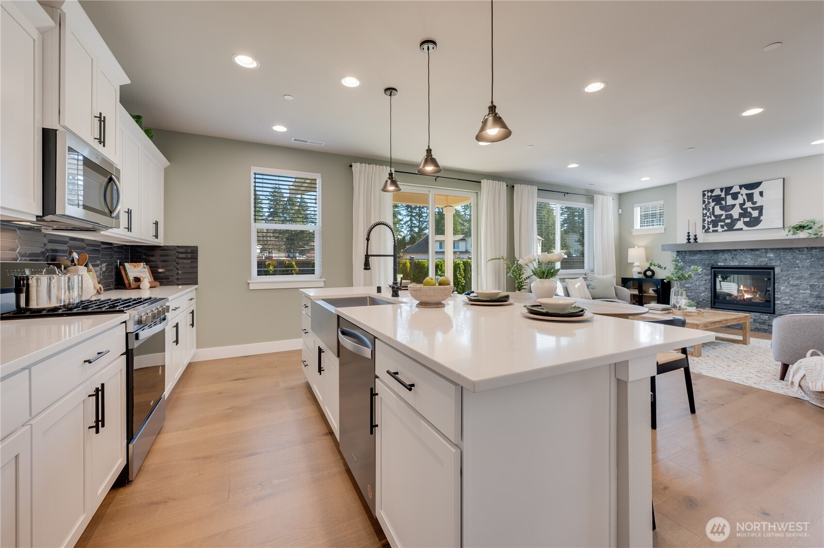217 156th Place Mg 09 Property Photo 13