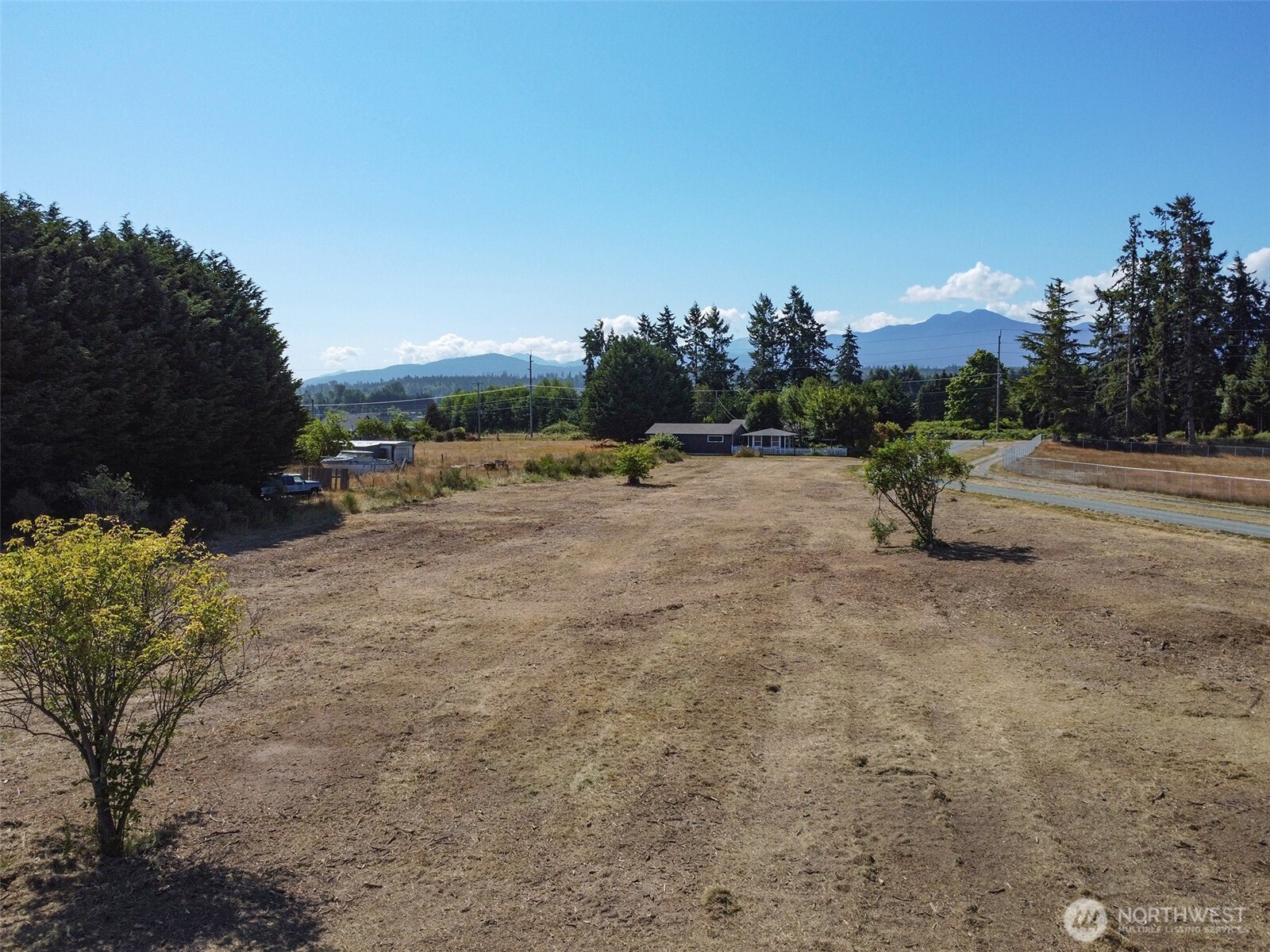 114 Leprechaun Lane Property Photo 7