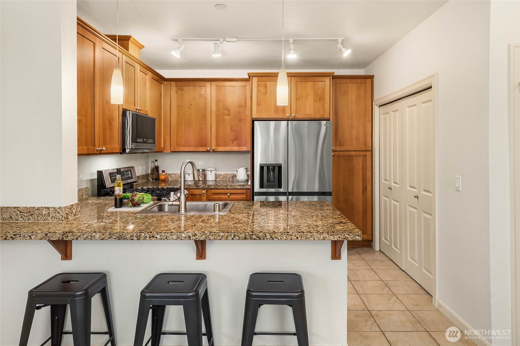 6800 132nd Place E207 Property Photo 13