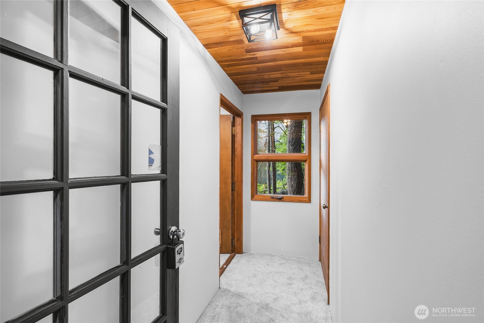 17118 Riverview Way Property Photo 37