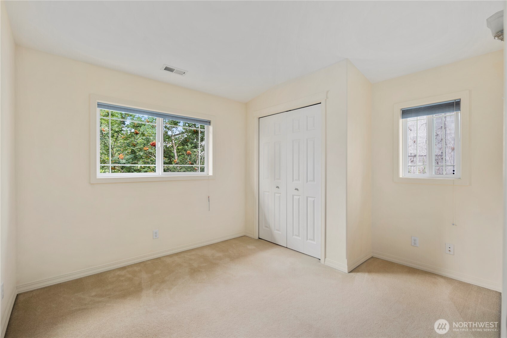 936 N 93rd Street Property Photo 14