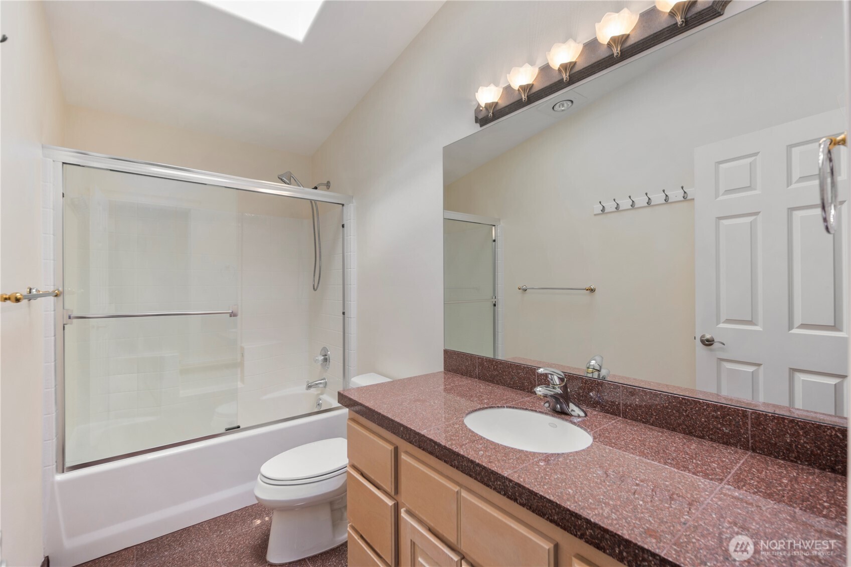 936 N 93rd Street Property Photo 17