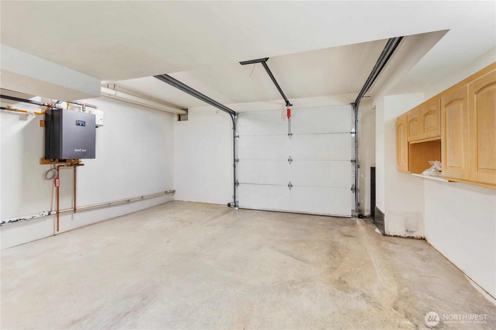 936 N 93rd Street Property Photo 30