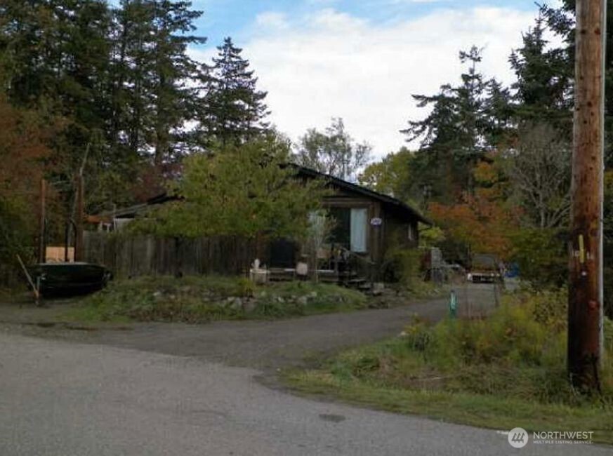 1142 Donald Avenue Property Photo 1