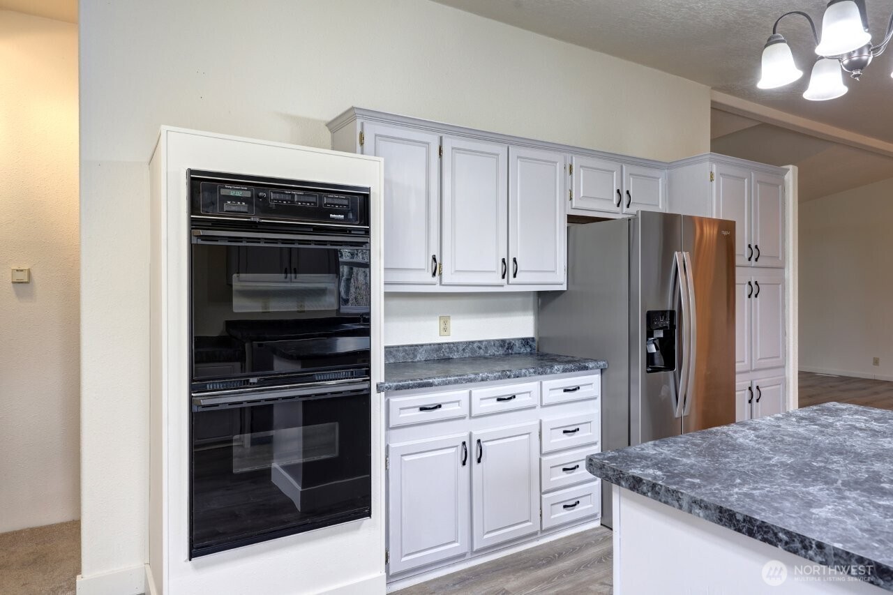 10606 Pacific Way Property Photo 19