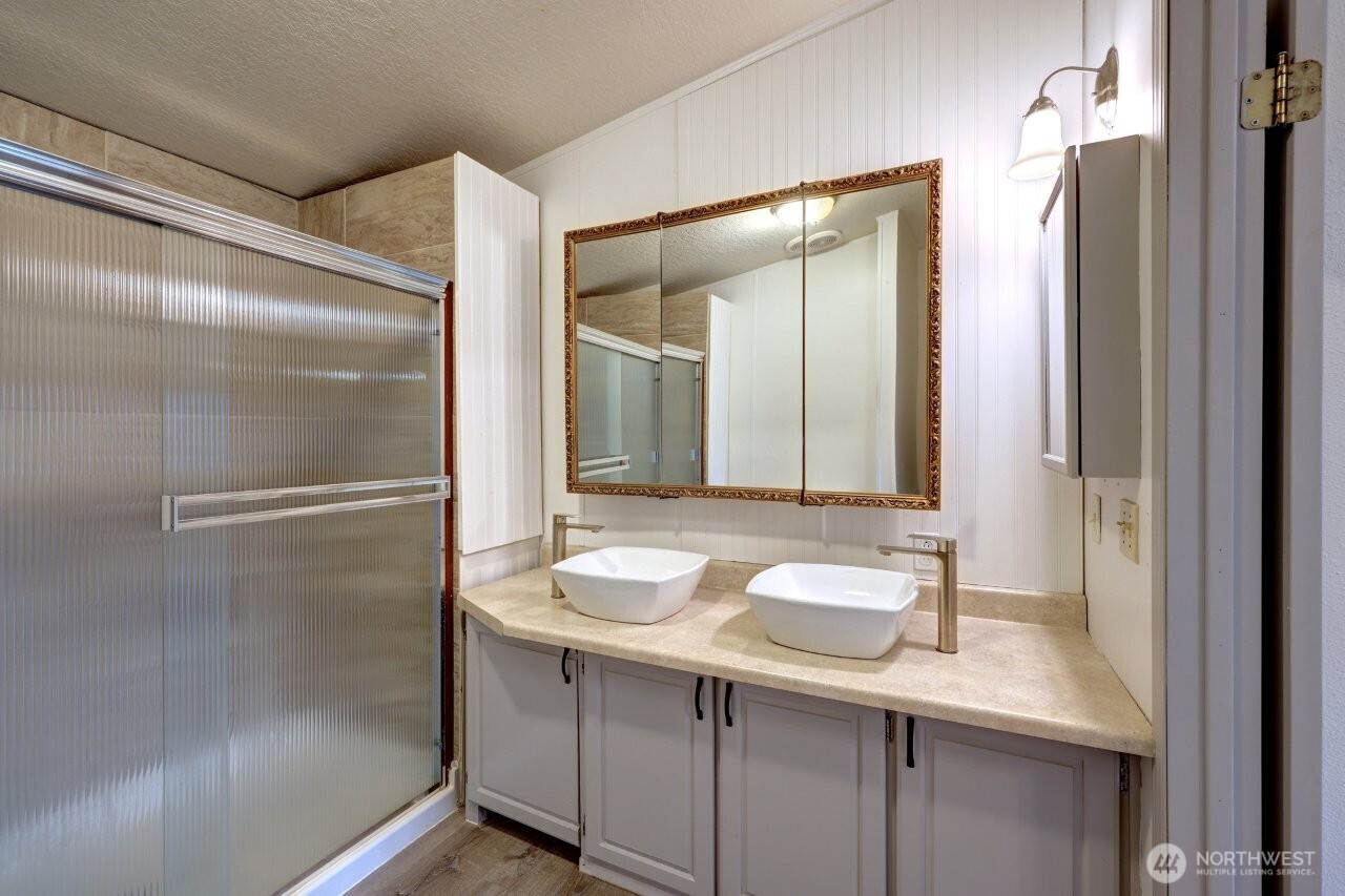 10606 Pacific Way Property Photo 27