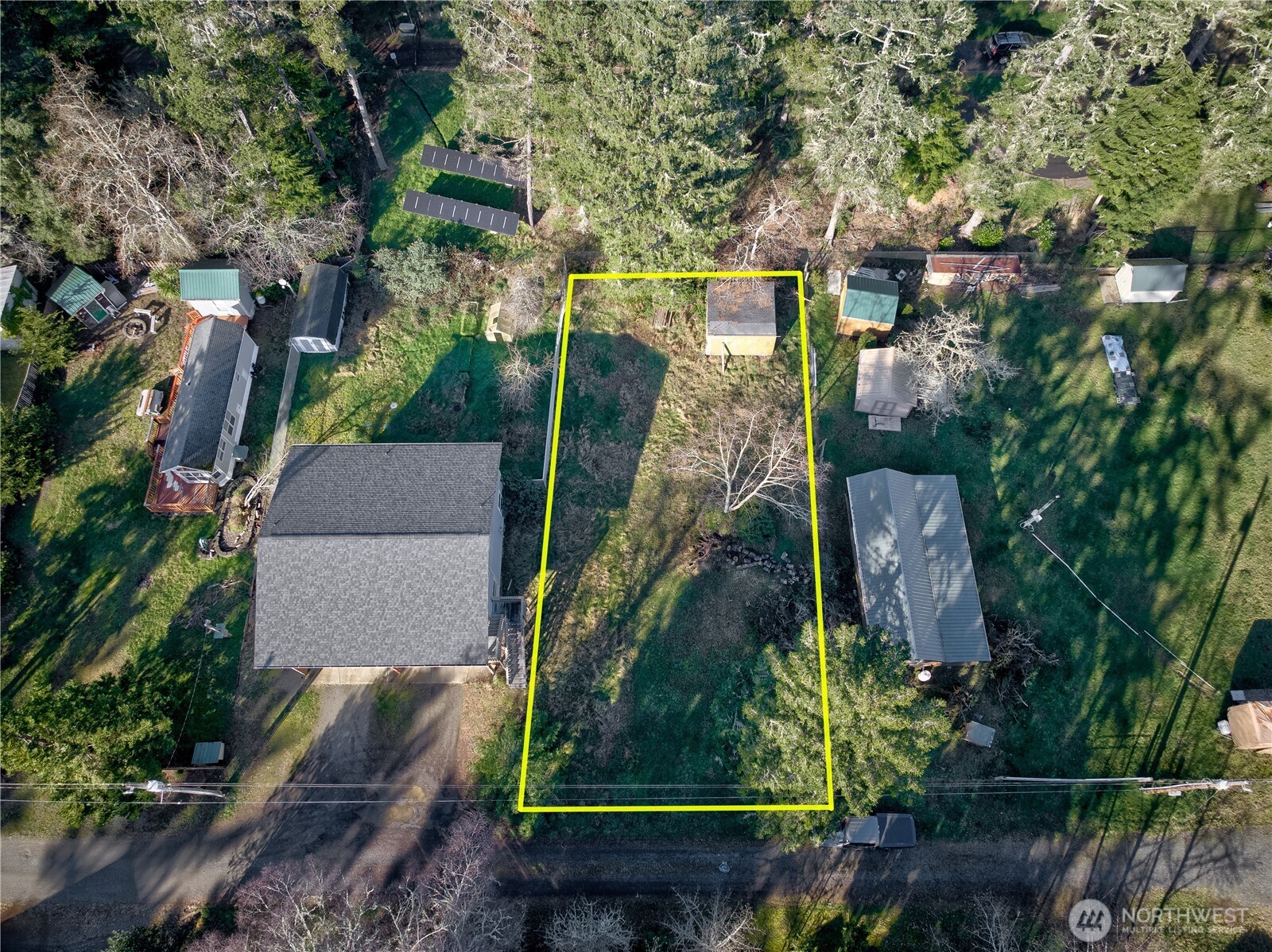 1911 256th Lane Property Photo 1