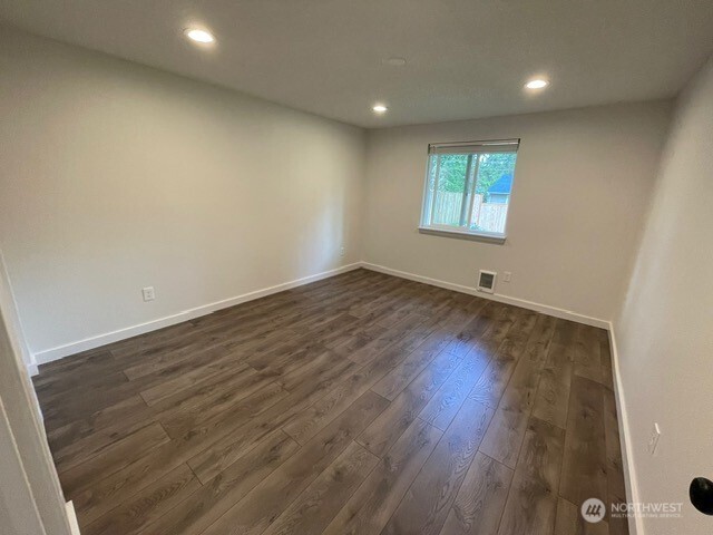 7438 Mullen Road A-b Property Photo 12