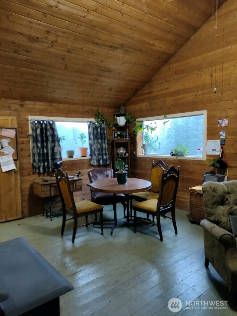 57 Slippery Hill Lane Property Photo 9