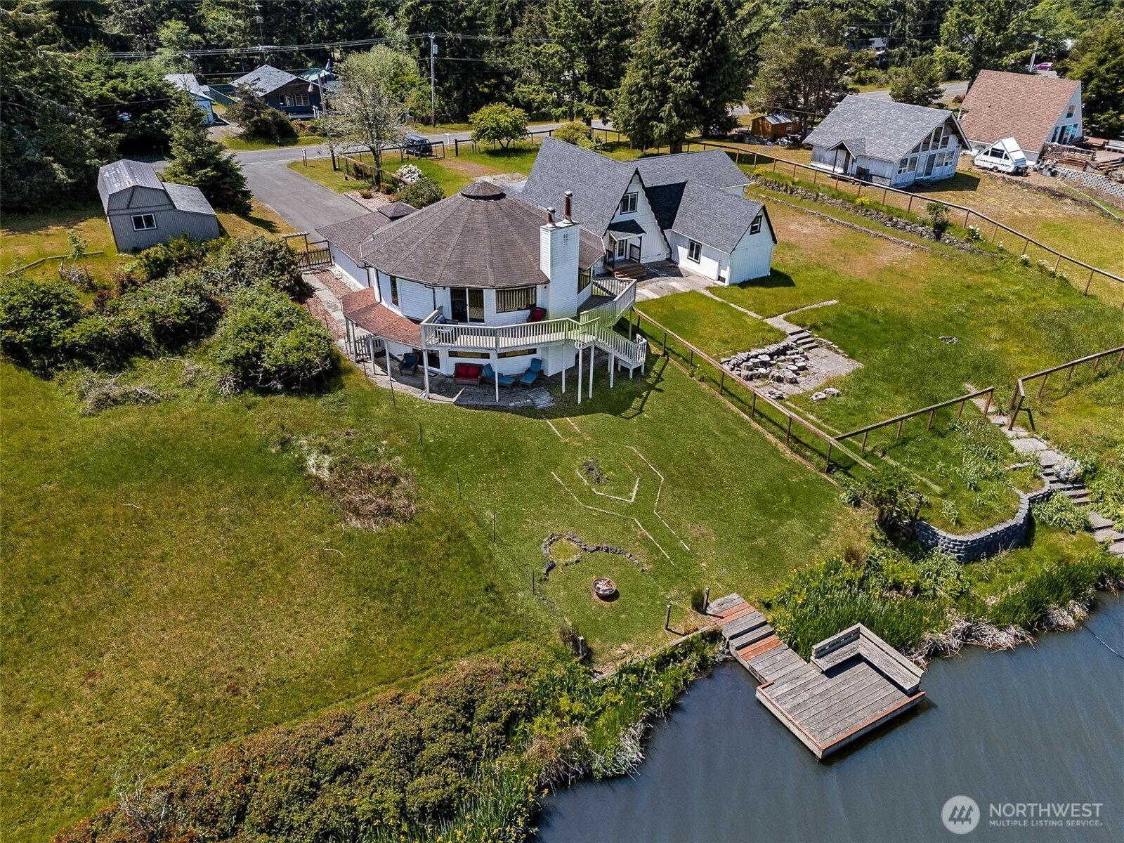 674 Mt Olympus Avenue Property Photo 3