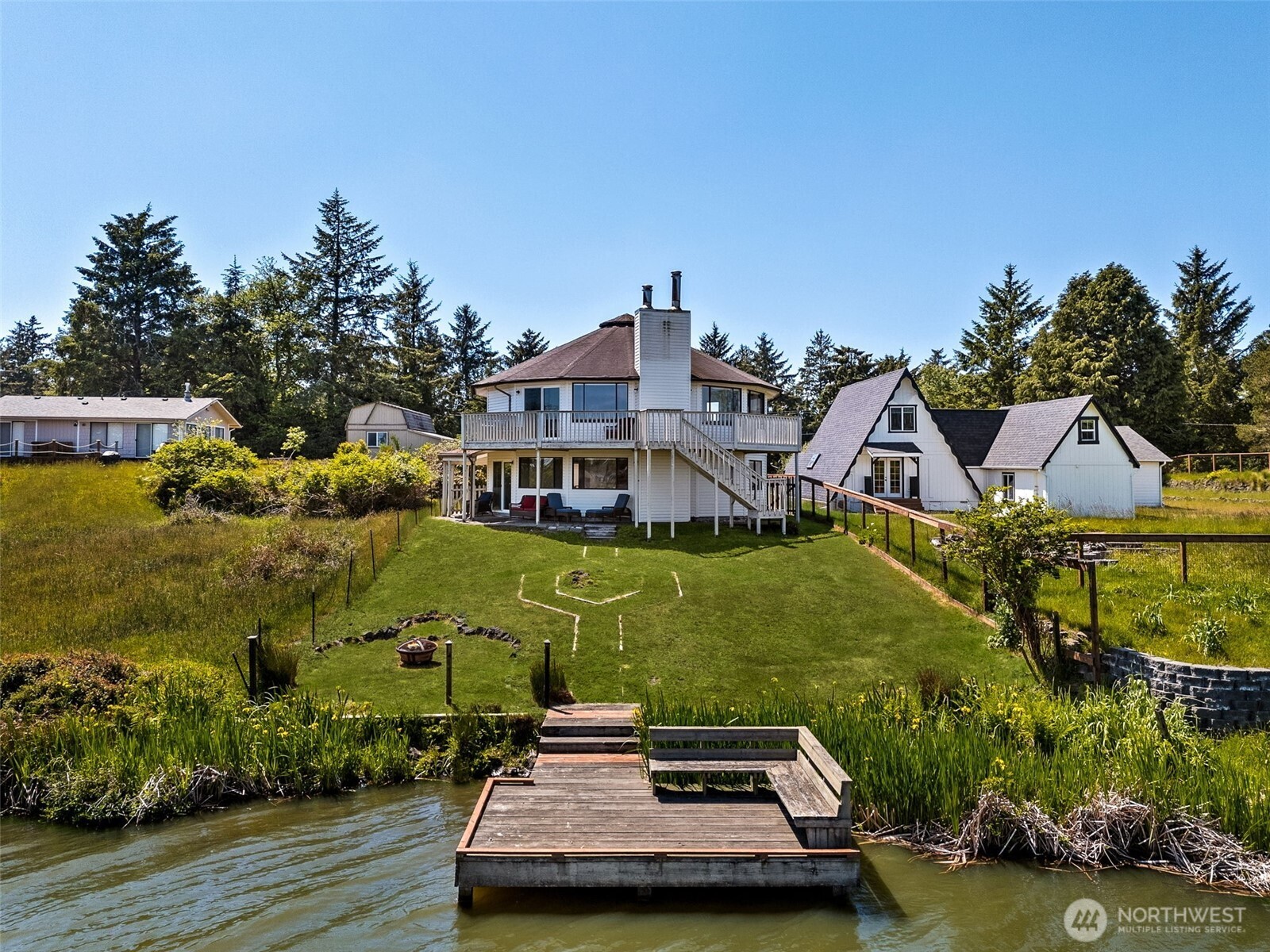 674 Mt Olympus Avenue Property Photo 5