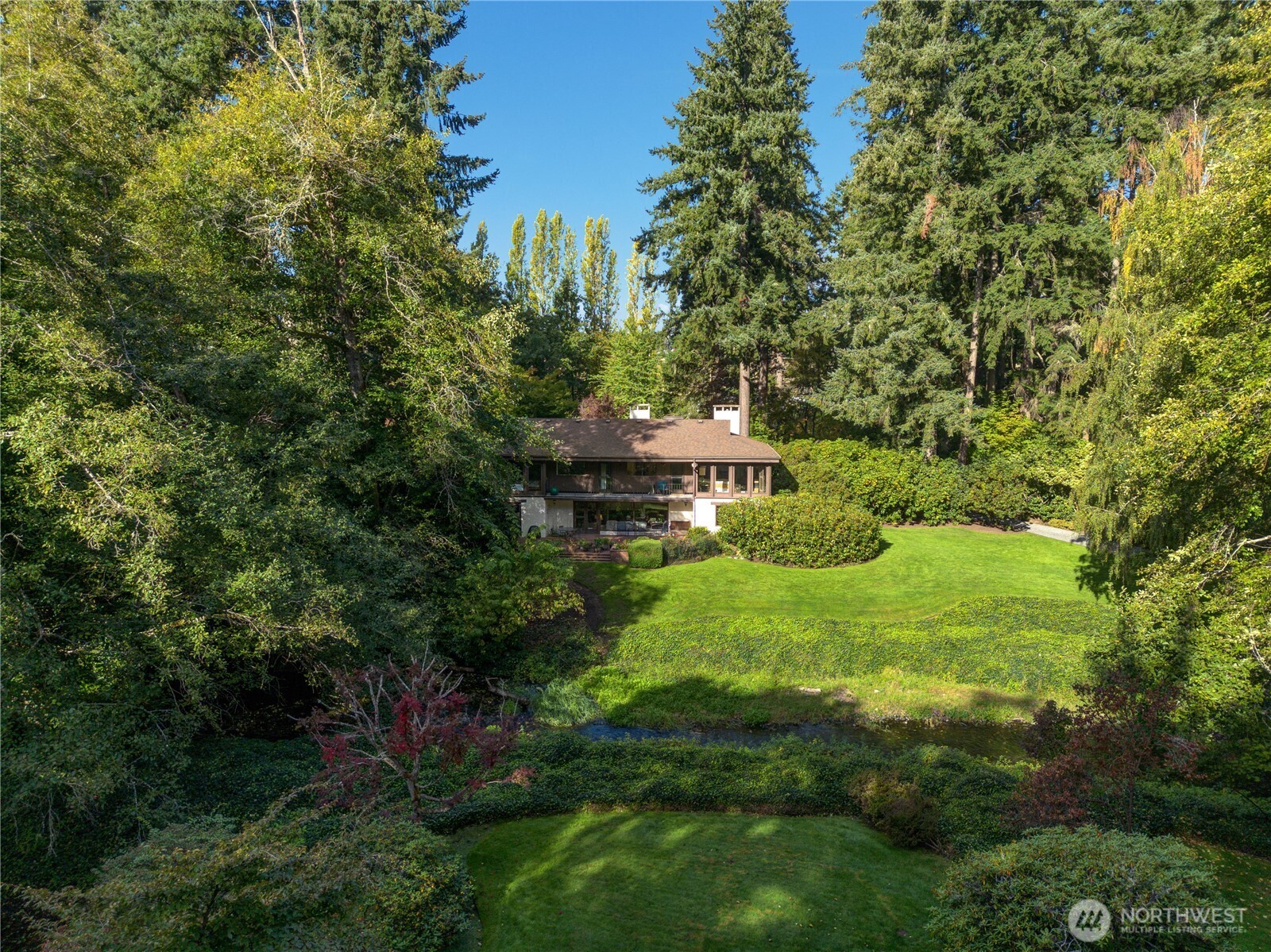 6817 79th Street Property Photo 2