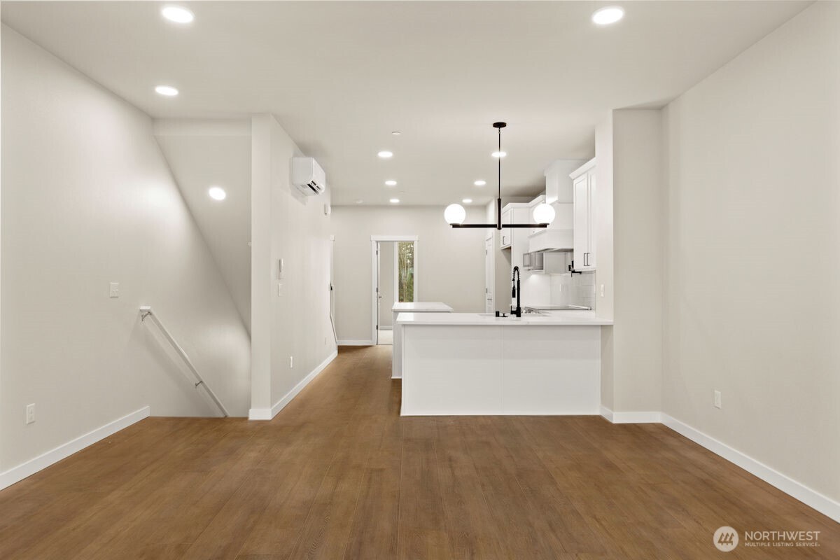 16823 Alder Way G2 Property Photo 16