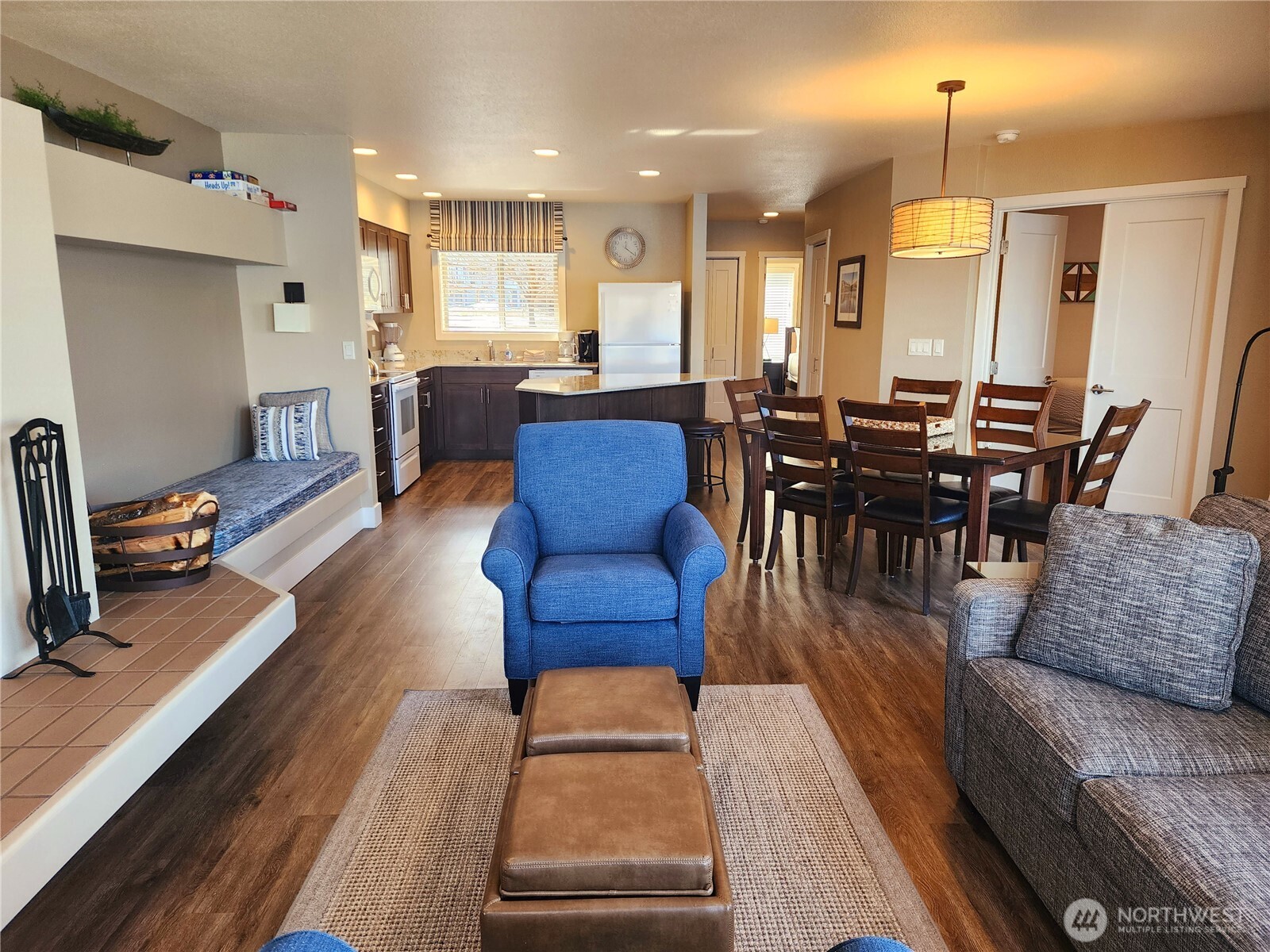 1 Beach 578-b Property Photo 6