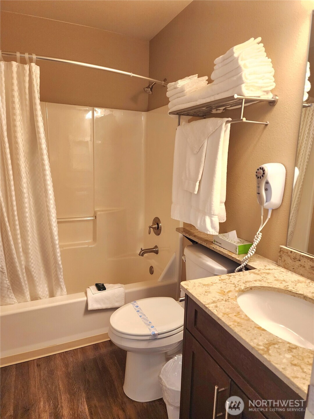 1 Beach 578-b Property Photo 12