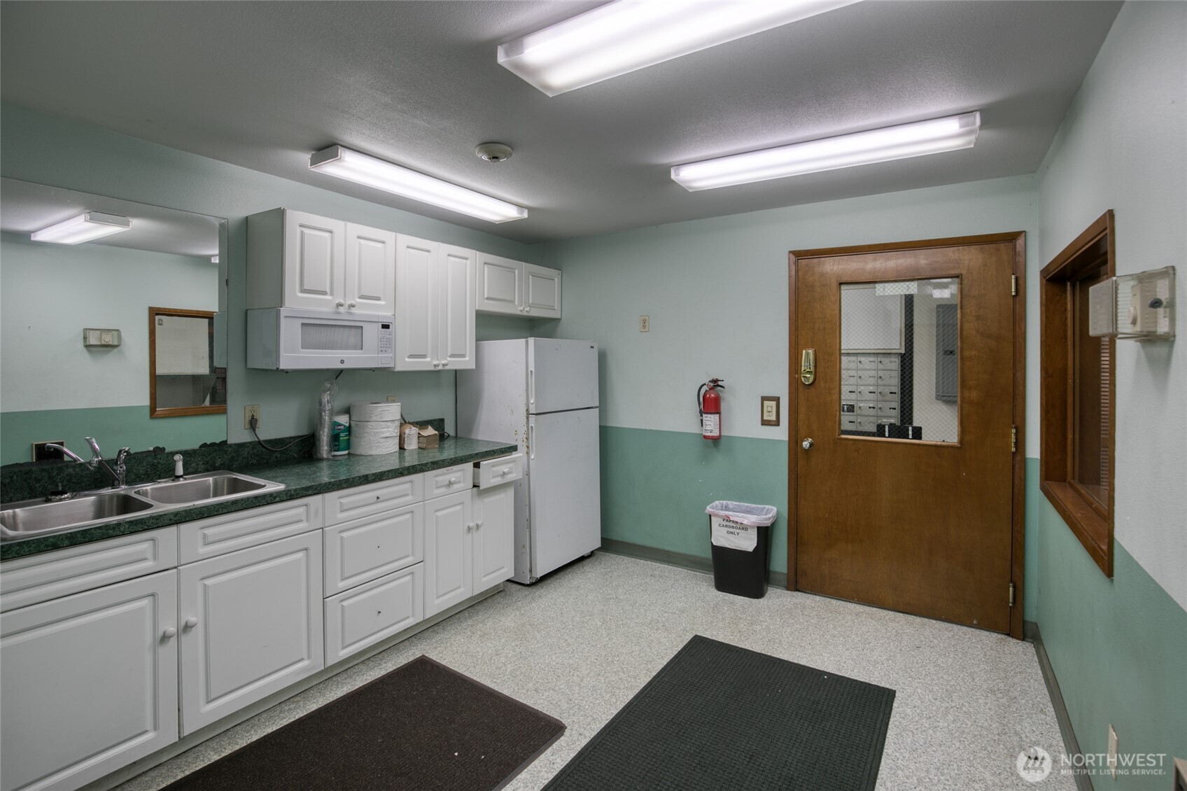 1200 W Heron Street Property Photo 14