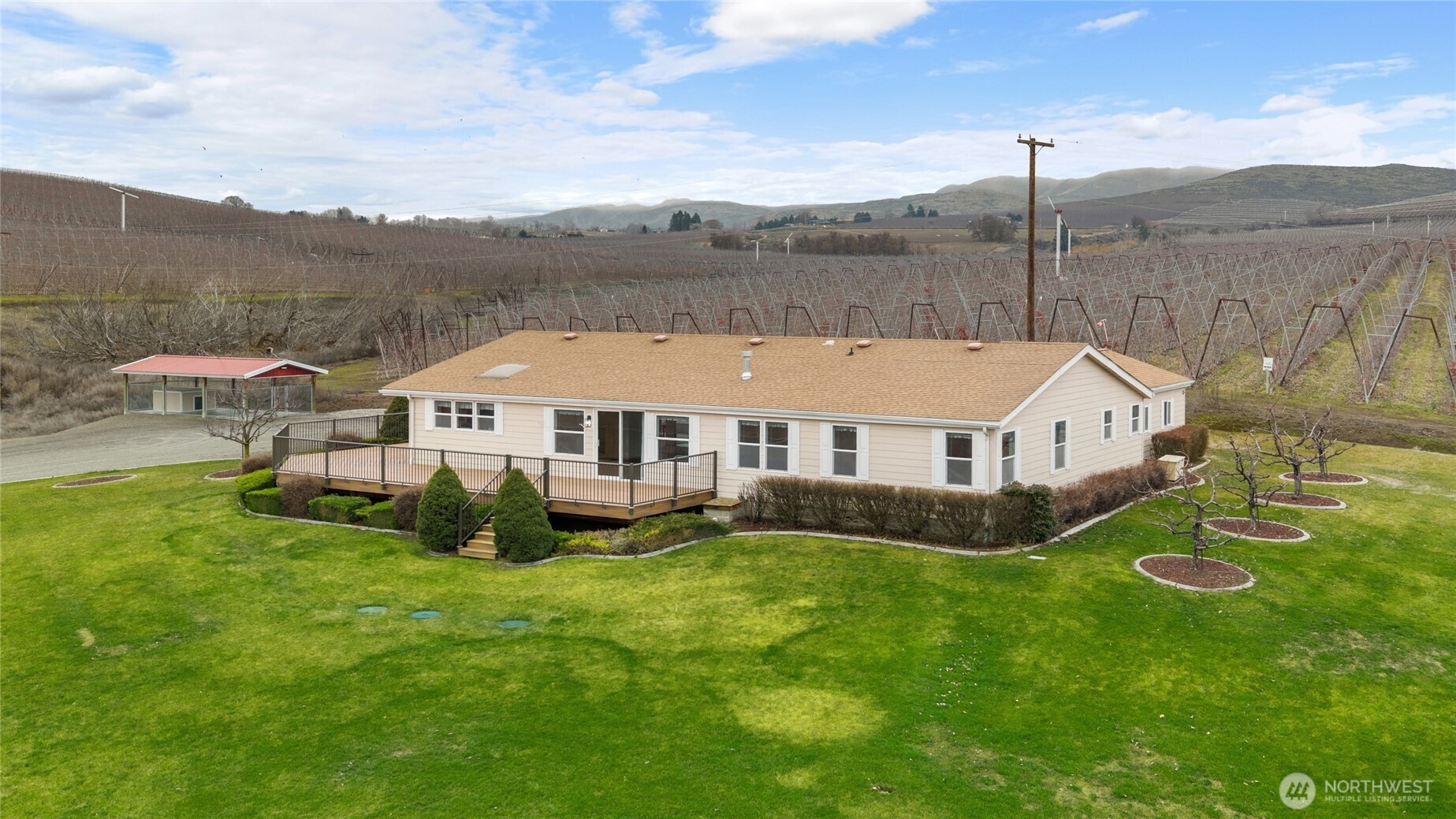 554 Dodge Road Property Photo 2